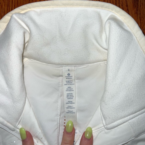 Women’s Lululemon Jacket - Picture 6 of 6
